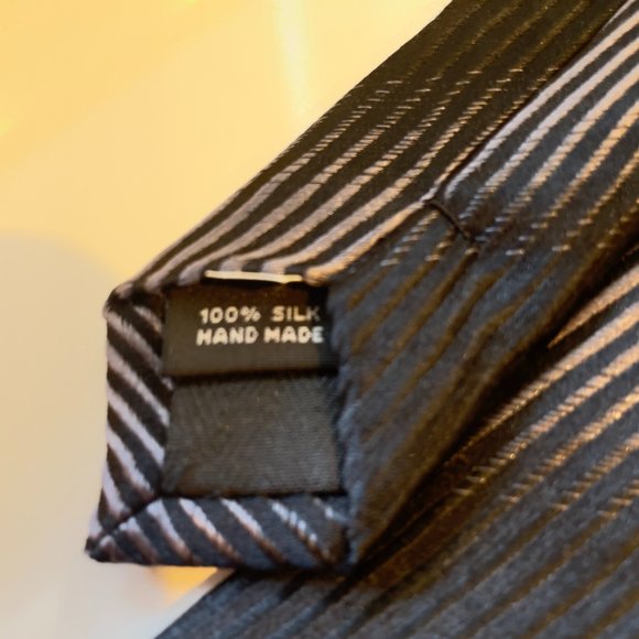 BLACK Tiso B Fellini Men's Necktie 100% Silk Hand Made - Picture 3 of 5